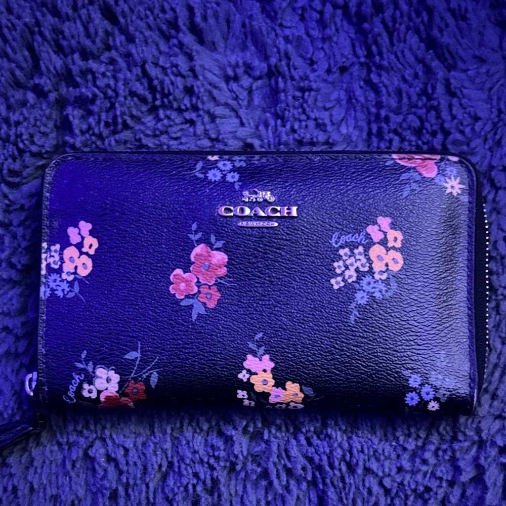Coach Black Floral Key & Card Holder